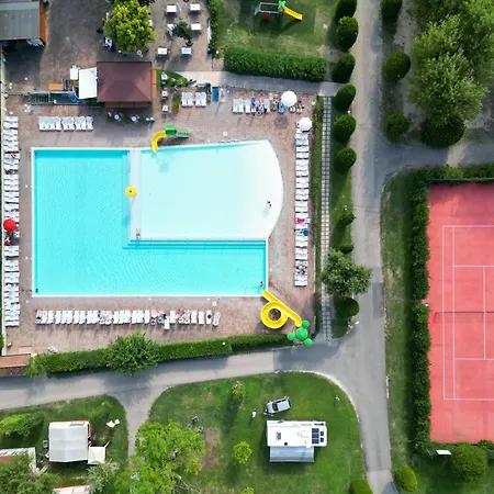 Eurocampingpacengo キャンプ場