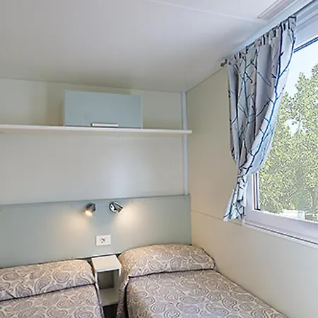 キャンプ場 Eurocampingpacengo